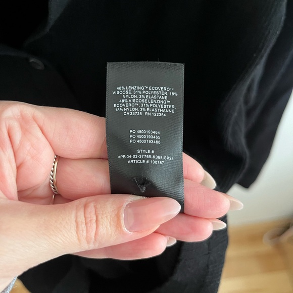 Collared button up sweater - Picture 5 of 5